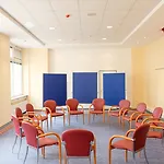 ケーニヒスホフ アム フンクトゥルム ホテル 3*