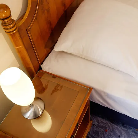 كونيغيسهوف أم فونكتورم 3*