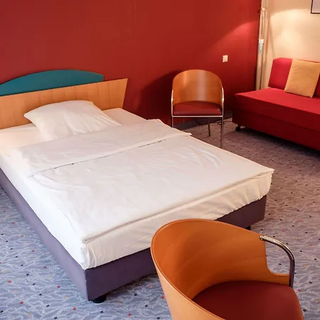 ホテル ケーニヒスホフ アム フンクトゥルム ハノーファー