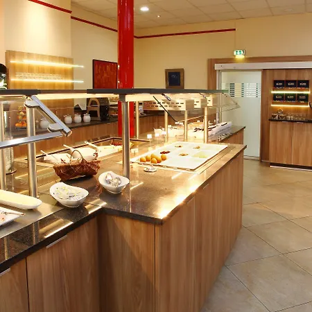 ケーニヒスホフ アム フンクトゥルム 3* ハノーファー