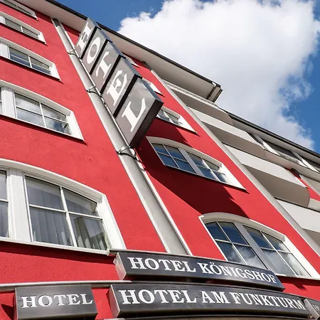 ケーニヒスホフ アム フンクトゥルム 3*