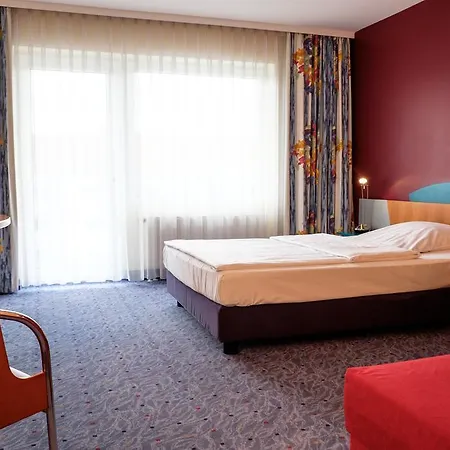 Hotel Koenigshof Am Funkturm 3*